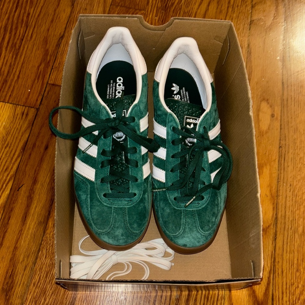 Adidas gazelles green